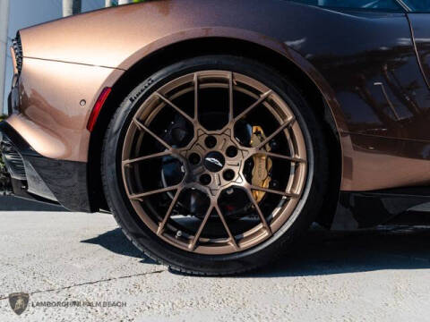 2025 Aston Martin Vanquish