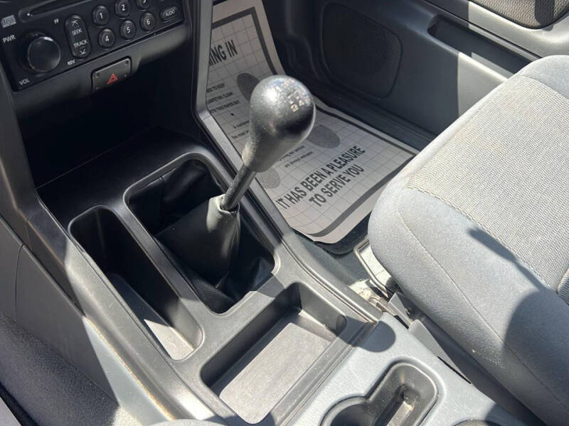 2002 Nissan Frontier XE