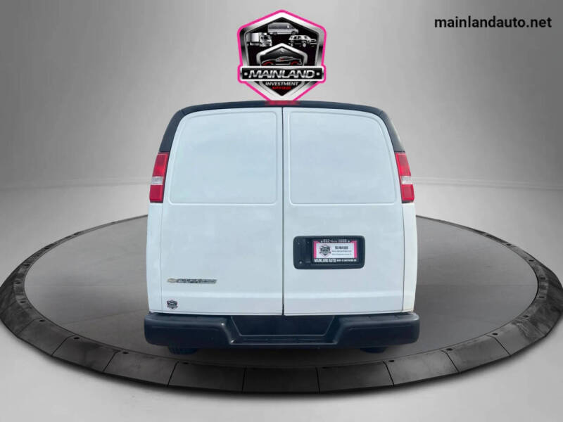 2021 Chevrolet Express 2500