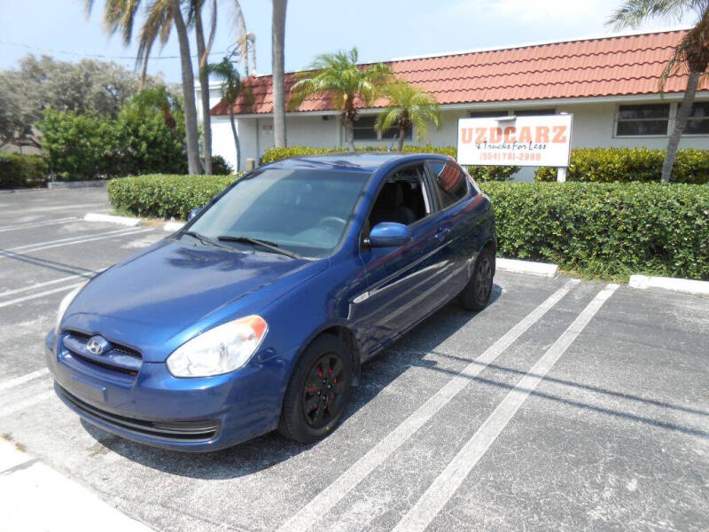 2010 Hyundai Accent Blue