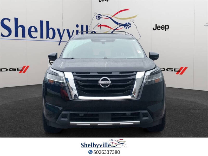 2023 Nissan Pathfinder SL