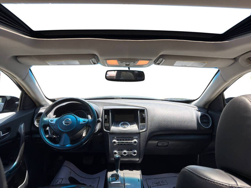 2012 Nissan Maxima