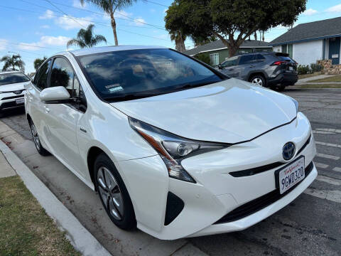 2018 Toyota Prius Two