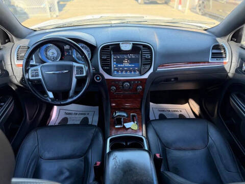 2012 Chrysler 300 Limited
