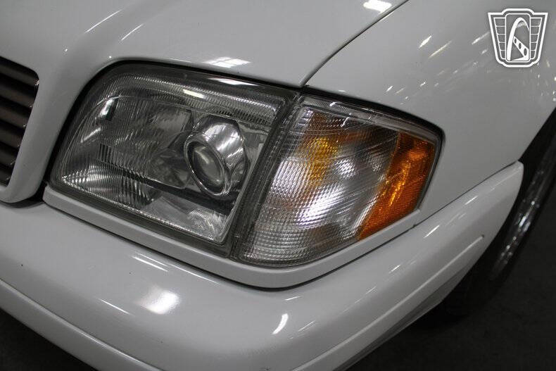 1998 Mercedes-Benz SL-Class