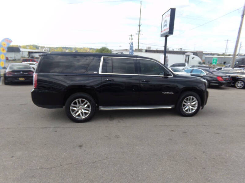 2015 GMC Yukon XL SLT