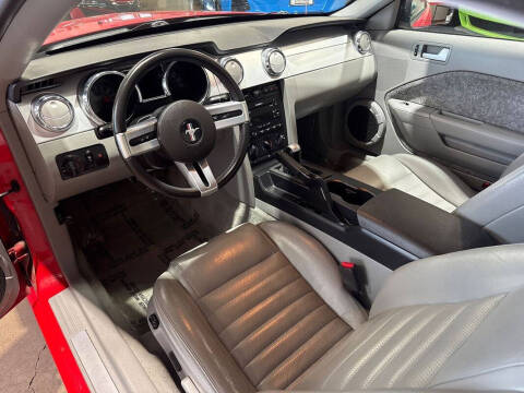 2005 Ford Mustang GT Premium