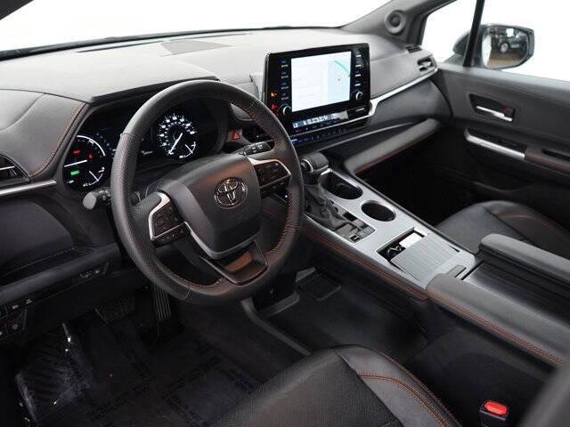 2024 Toyota Sienna XSE 7-Passenger