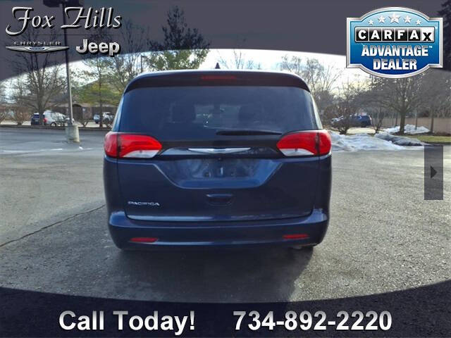 2017 Chrysler Pacifica Touring