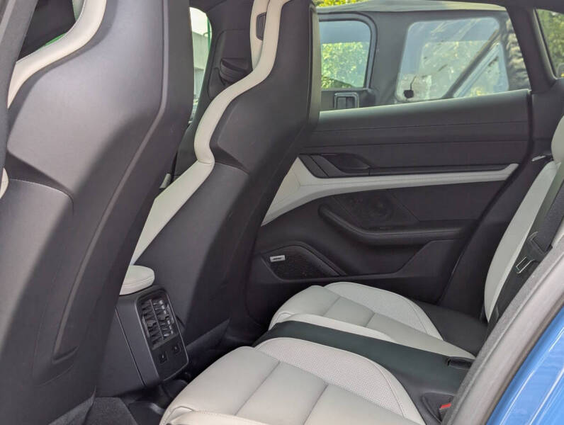 2021 Porsche Taycan 4S Cross Turismo