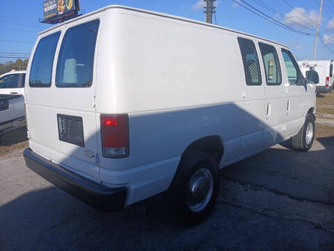 2000 Ford E-250