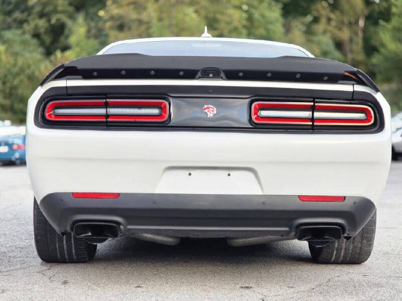 2016 Dodge Challenger SRT Hellcat