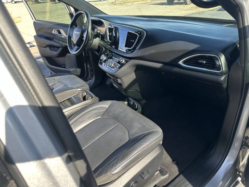 2019 Chrysler Pacifica Touring L