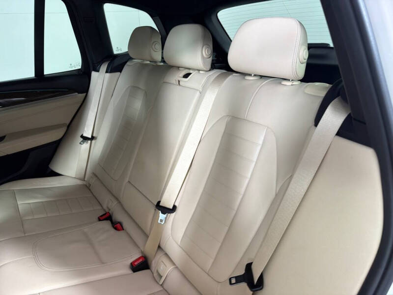 2018 BMW X3 xDrive30i