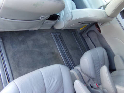 2011 Toyota Sienna XLE 7-Passenger Auto Access Seat