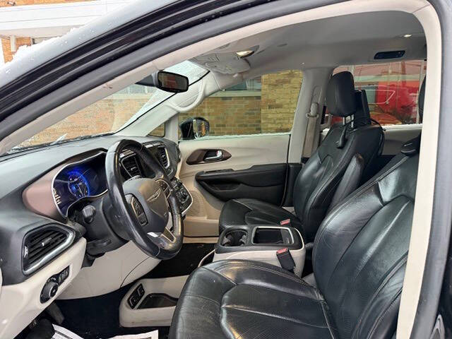 2018 Chrysler Pacifica Touring L Plus