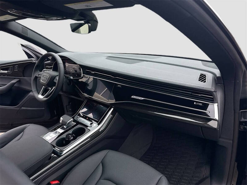 2026 Audi Q8 quattro Premium Plus 55 TFSI