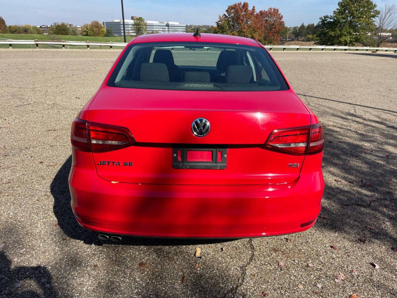 2015 Volkswagen Jetta SE photo 5