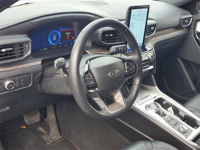 2022 Ford Explorer Platinum