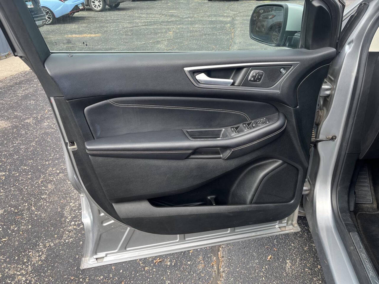 2022 Ford Edge 16