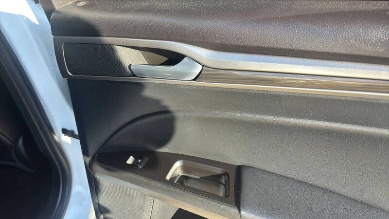 2019 Ford Fusion SEL