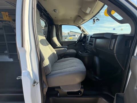 2020 Chevrolet Express 2500