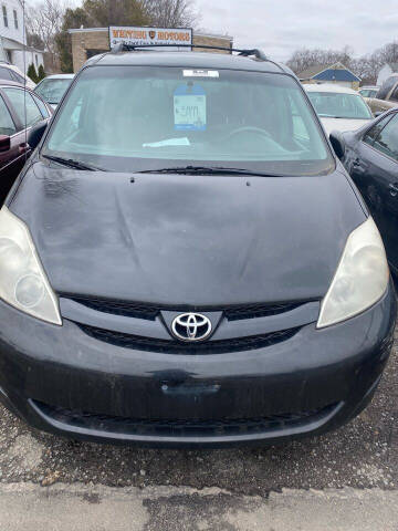 2010 Toyota Sienna for sale at Route 10 Motors LLC in Plainville CT