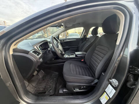 2019 Ford Fusion Hybrid SE