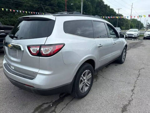 2017 Chevrolet Traverse LT