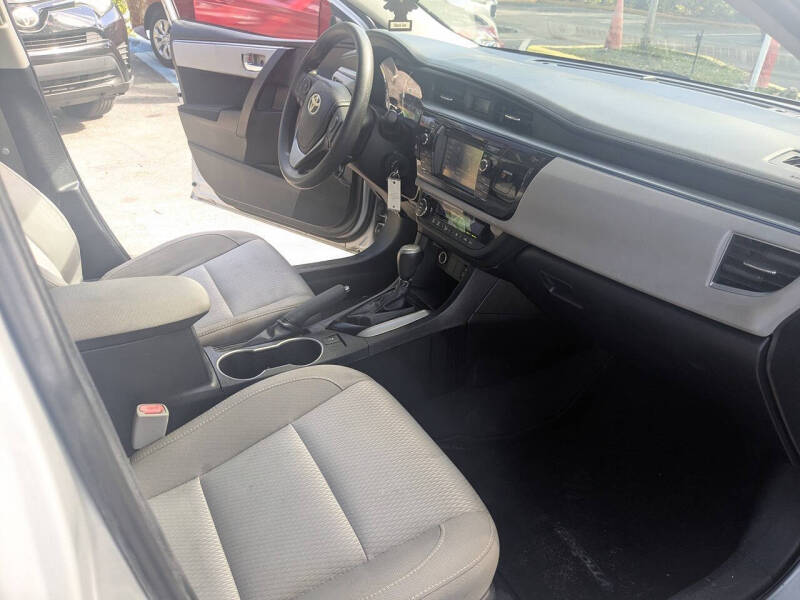 2015 Toyota Corolla LE