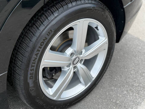 2019 Audi e-tron quattro Premium Plus