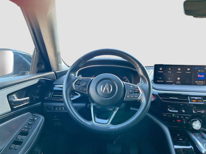 2024 Acura MDX w/Tech