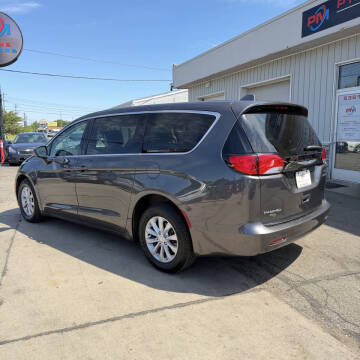 2017 Chrysler Pacifica Touring