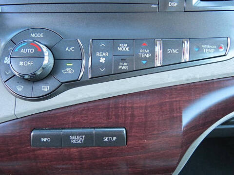 2011 Toyota Sienna