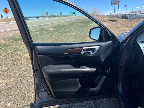 2014 Nissan Pathfinder SL