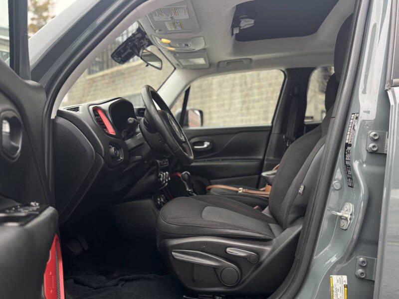 2016 Jeep Renegade Trailhawk