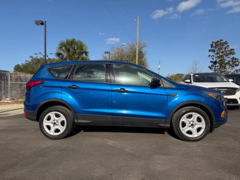 2019 Ford Escape S