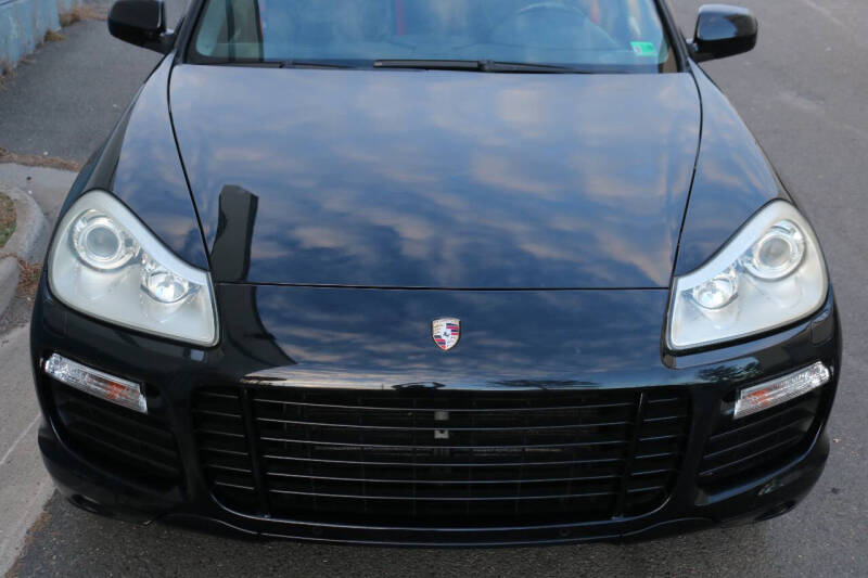 2009 Porsche Cayenne GTS Tiptronic