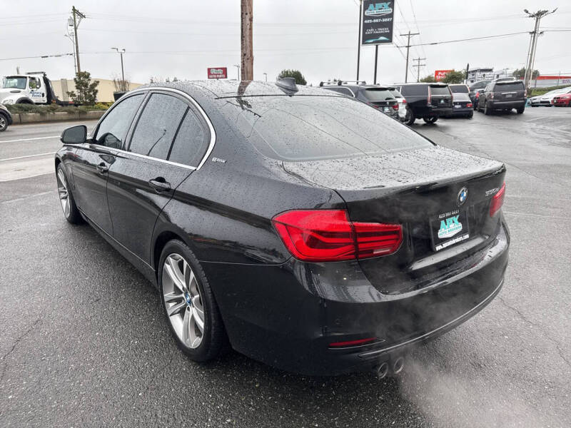 2017 BMW 3 Series 330e iPerformance