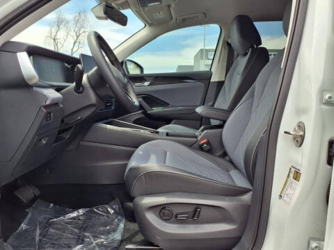 2025 Volkswagen Tiguan SE