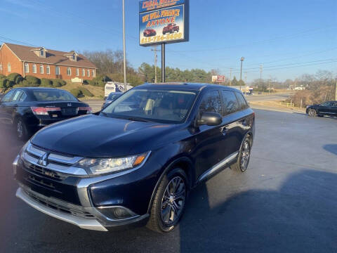 2016 Mitsubishi Outlander ES