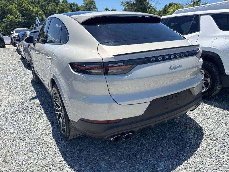 2022 Porsche Cayenne