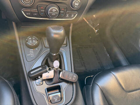 2020 Jeep Cherokee Trailhawk