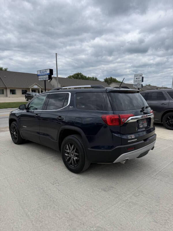 2017 GMC Acadia SLT-1