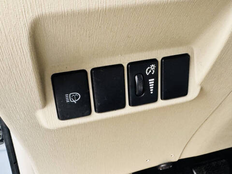 2012 Toyota Prius v Five