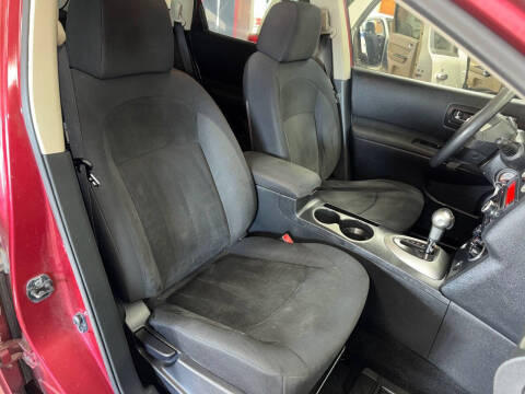 2010 Nissan Rogue S Krom