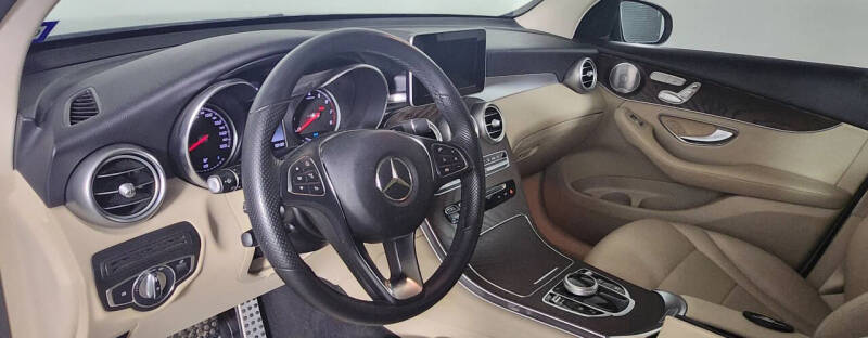 2019 Mercedes-Benz GLC GLC 350e 4MATIC