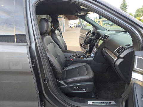 2017 Ford Explorer Sport