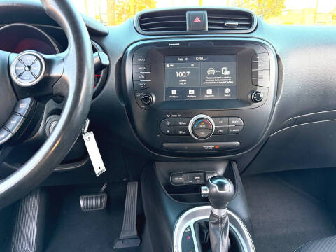 2019 Kia Soul +