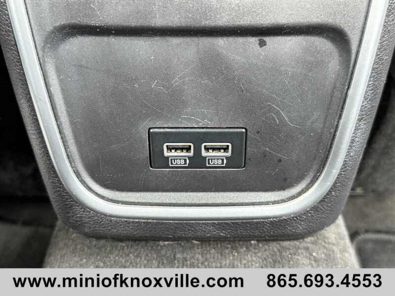 2015 Chrysler 300 Limited